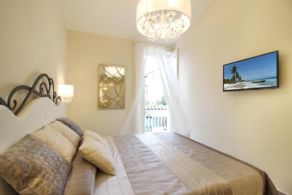 Lucca In Chic - No Ztl - Free Parking - Old City At 10Min By Walk Exterior photo